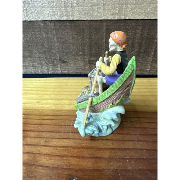 Creepy Hollow Pirate Skeleton In Rowboat Dinghy Figure Midwest Of Cannon Falls - Picture 2 of 5